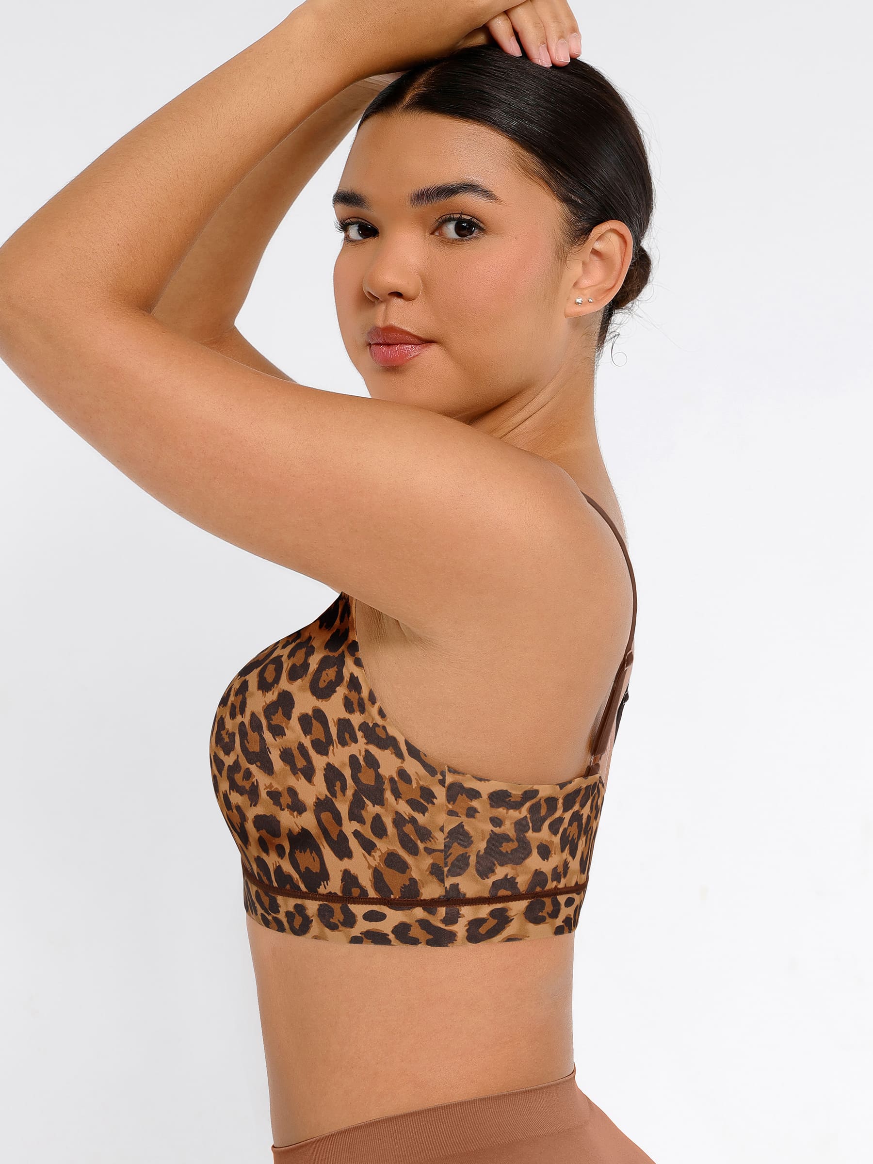 Feelingirl Everyday Wireless Invisible Square Neck Bra